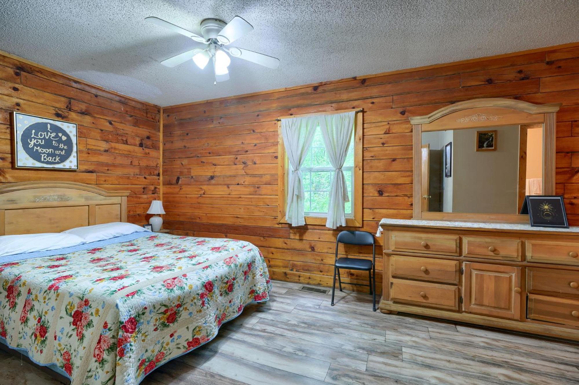 Blue Rose Cabins - Rosebud Cabin Лоґан Екстер'єр фото